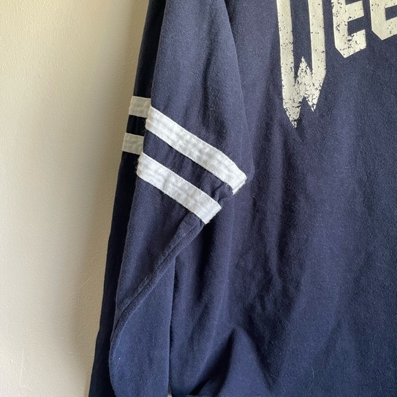 Mad Engine “Weekends” Cropped Top women’s size large - Picture 4 of 9